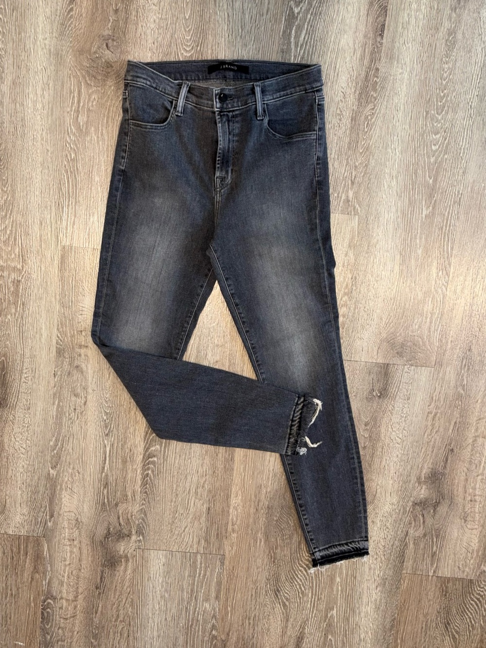 J Brand women Skinny Jeans in Dark Gray with Distressed Hem